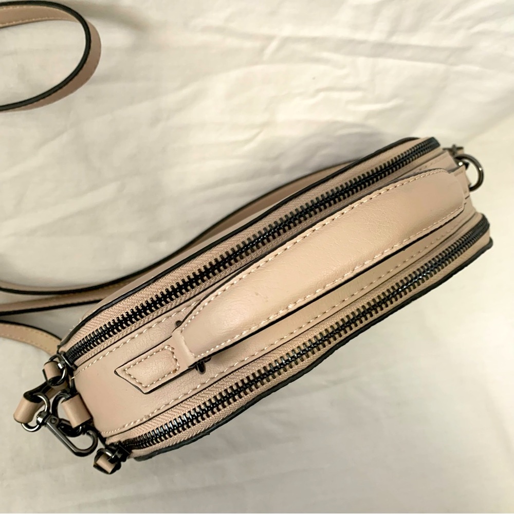 Simply Vera Vera Wang Pink/Black Ombre Style Faux Croc-Embossed Shoulder Bag - Picture 5 of 10